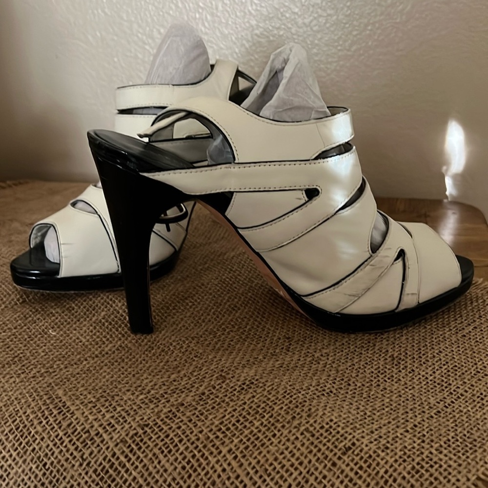 Karen Mullen high heels